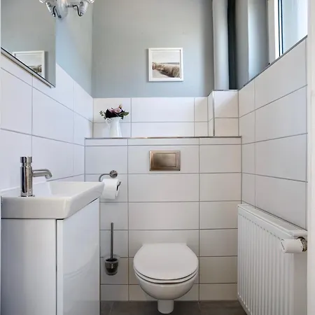 Holiday home Ruegenferienhaus Komplett *