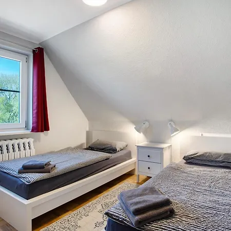 Ruegenferienhaus Komplett Hébergement de vacances *